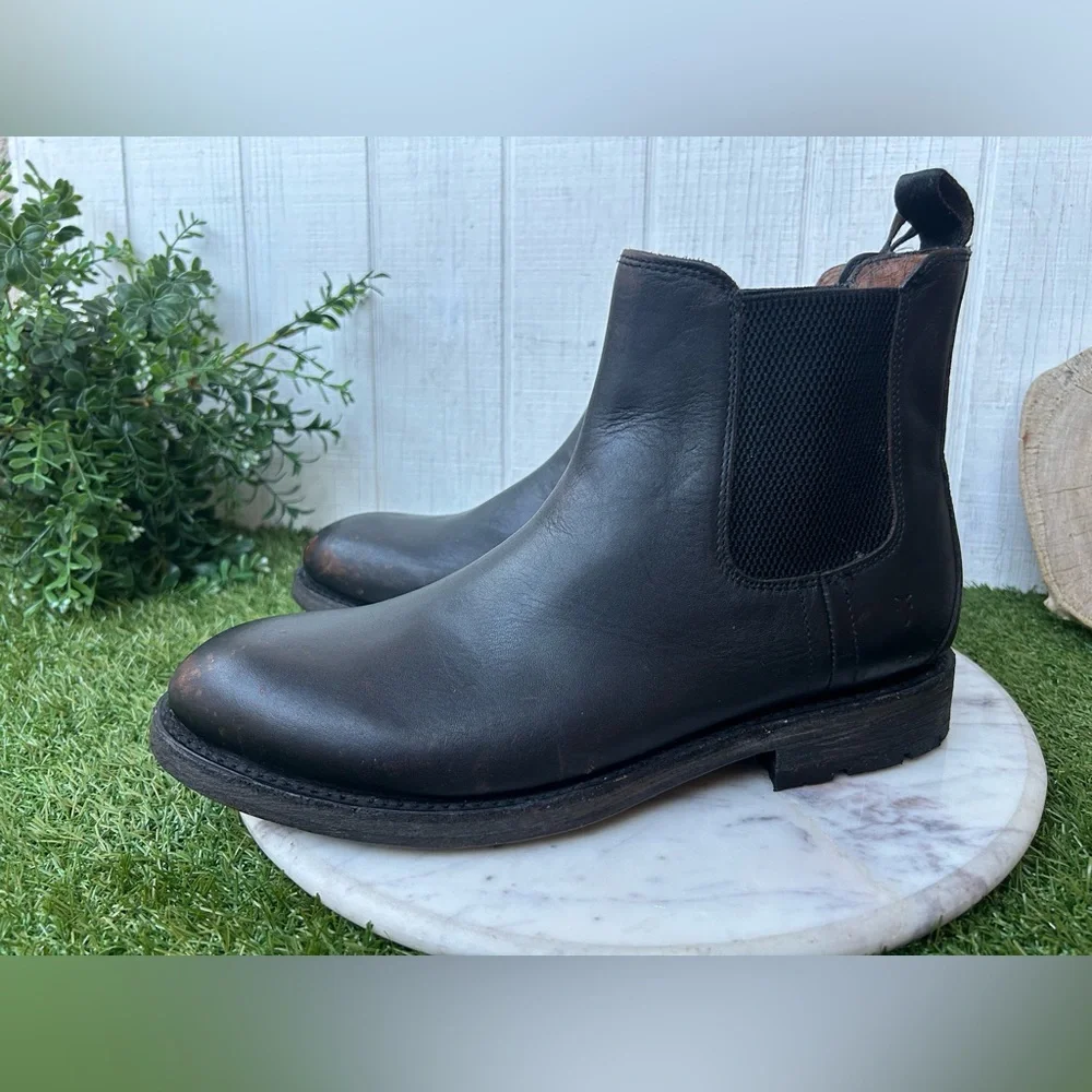 FRYE Tyler Flex Chelsea $268 men size 10 new Color: Antique Black